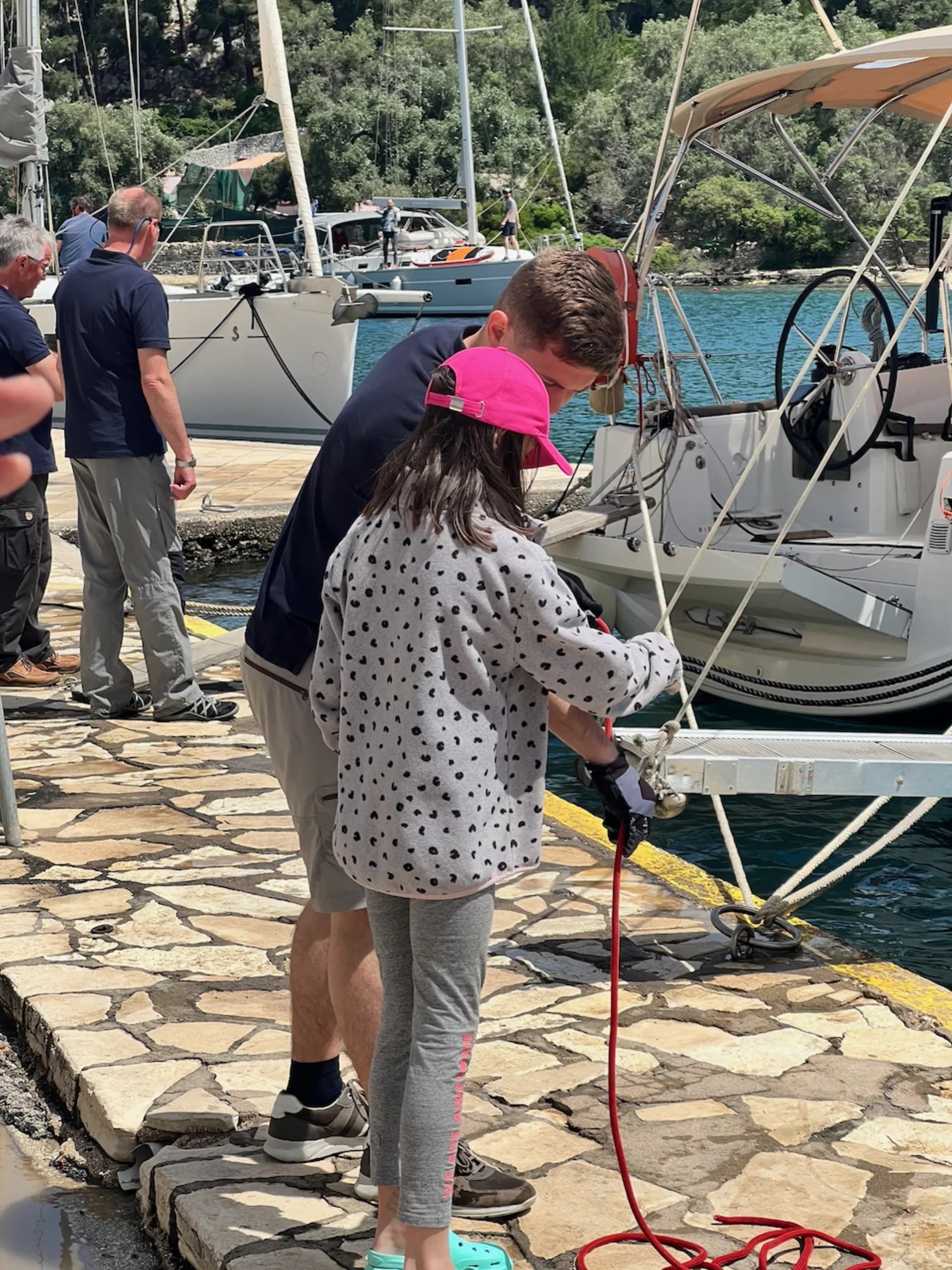 Закат над Ионическим морем — вечер в лагере