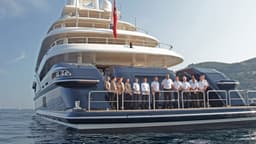 Профессиональный экипаж суперяхты