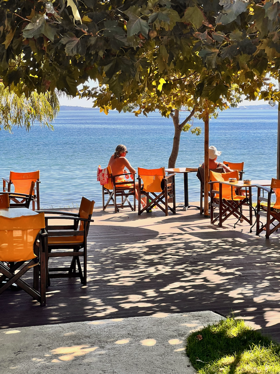 Групповое фото экипажа яхты — лагерь Корфу